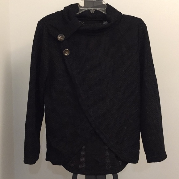 Sweaters - Picture 2 of 3